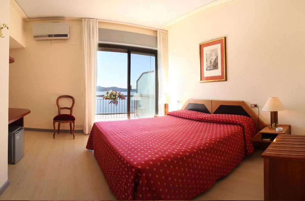 Albergo Miralago ヴェルバーニア 部屋 写真