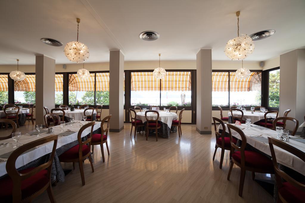 Albergo Miralago ヴェルバーニア エクステリア 写真